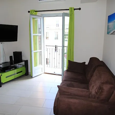 Duplex Centre-ville : 100m Place Massena * Nice
